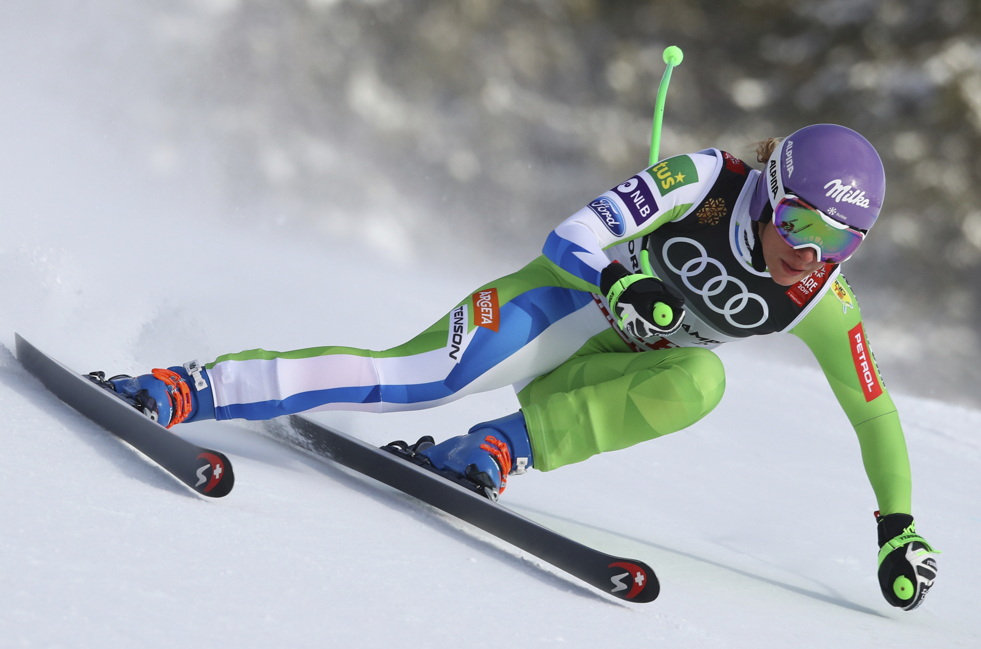 aoa体育教练-斯洛文尼亚选手一路进军夺冠