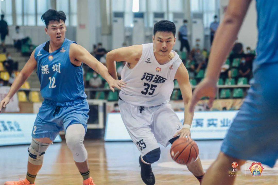 aoa体育娱乐-情不自禁：球场情感激荡如潮水一般的简单介绍