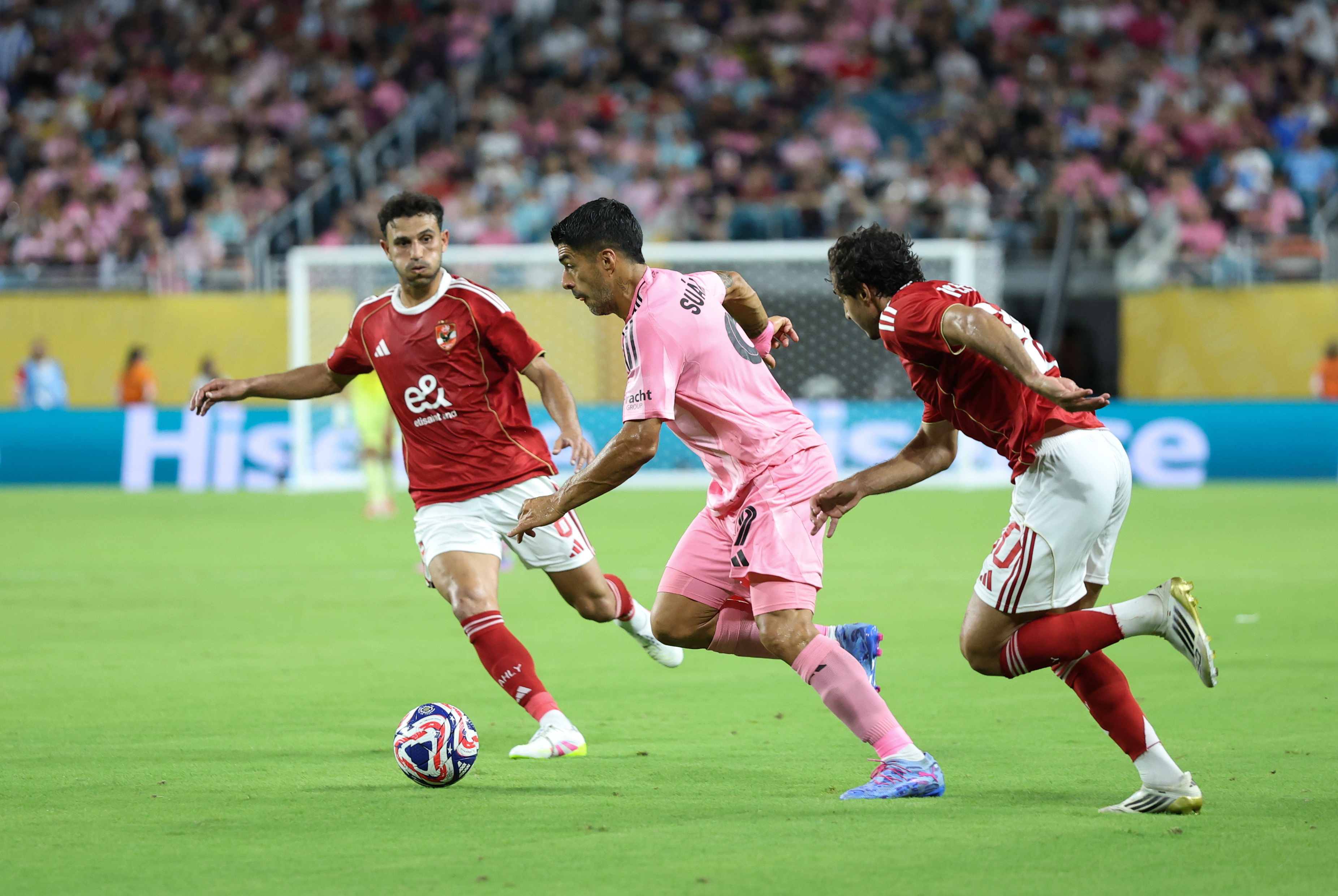 国际足球赛事激烈开打,赛后精彩回顾 国际足球赛事激烈开打,赛后精彩回顾