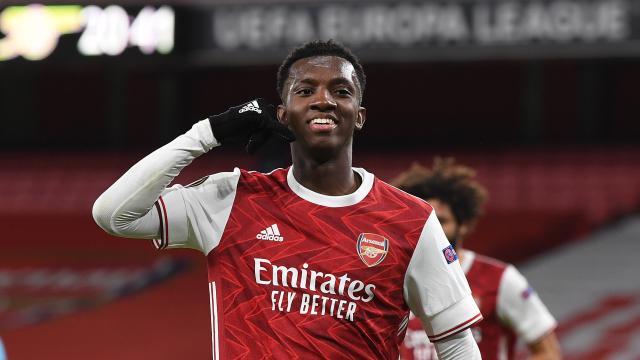 包含瑞士战平爱尔兰,积分榜暂居次席的词条 包含瑞士战平爱尔兰,积分榜暂居次席的词条