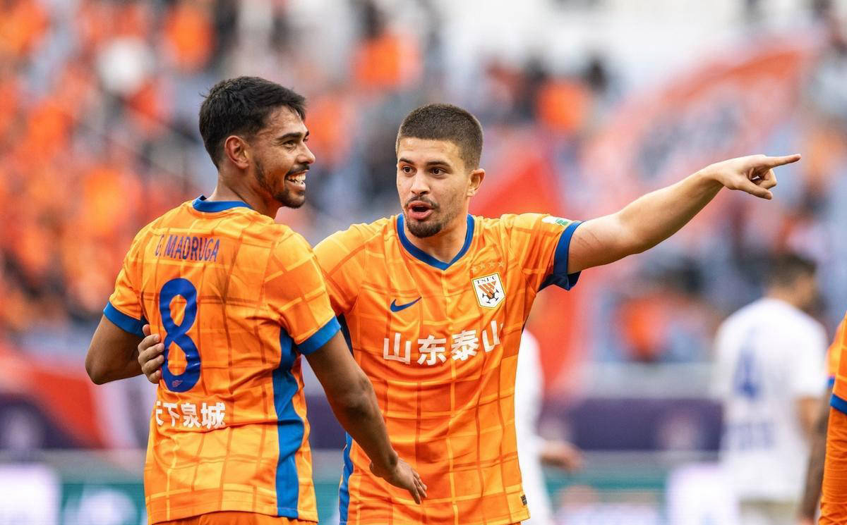 球队引进外援,提升球队整体实力 球队引进外援,提升球队整体实力