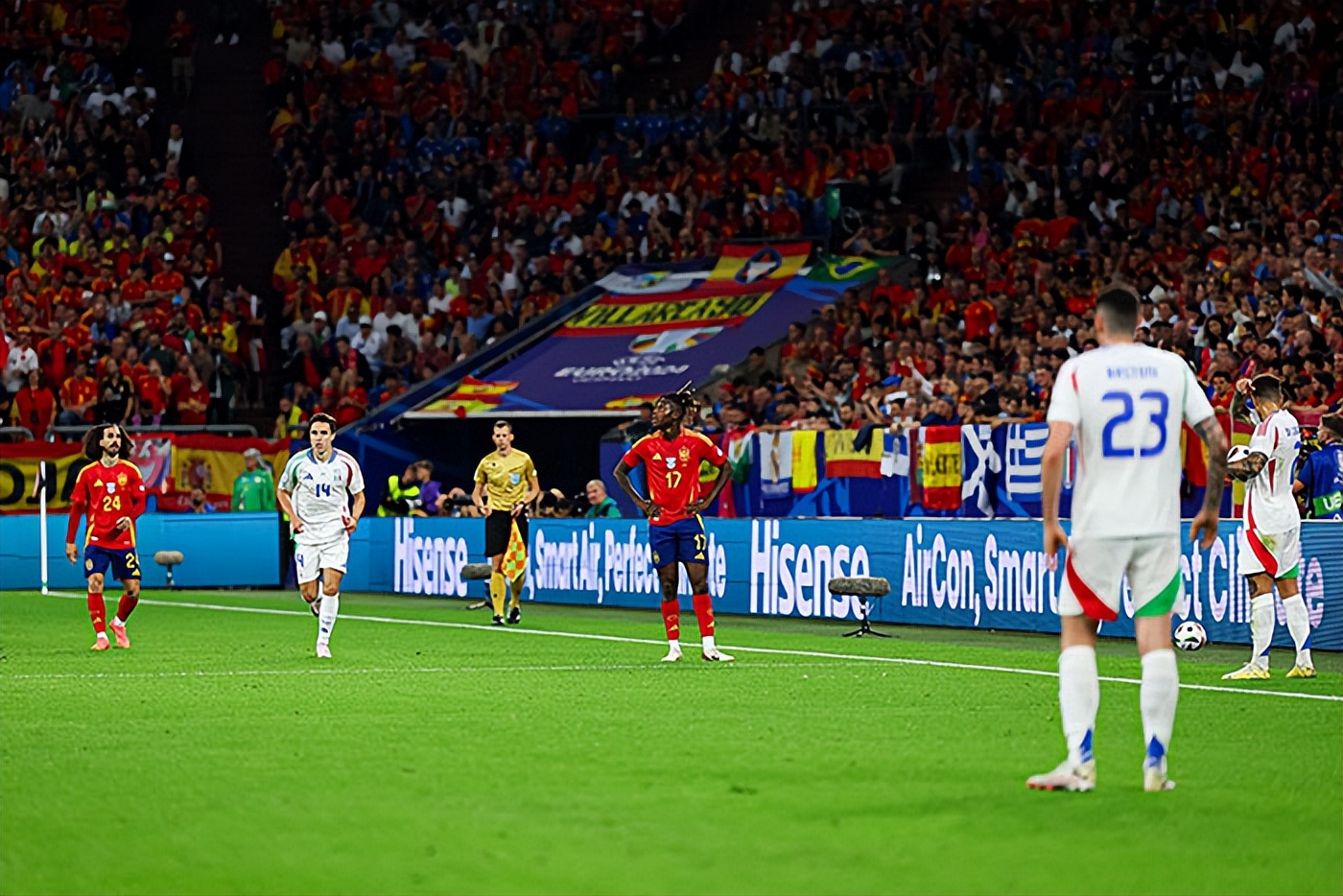 aoa体育直播-关于欧洲杯赛场精华，战力角逐激情四射的信息