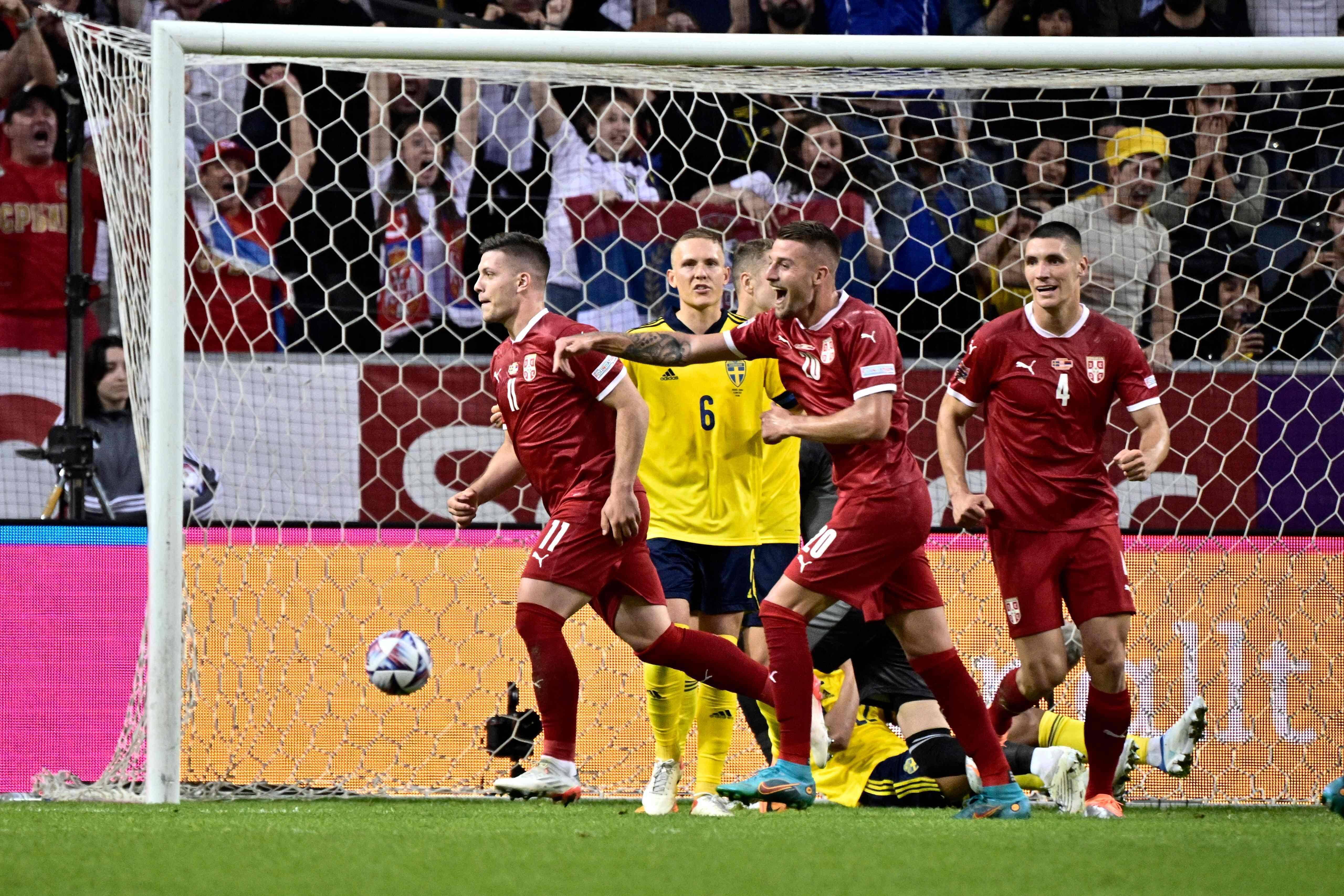 瑞典国家队在欧洲杯预选赛中迎战 瑞典国家队在欧洲杯预选赛中迎战