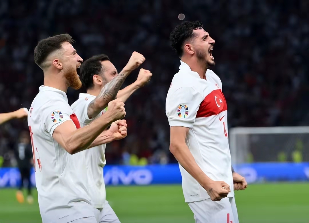 意大利足坛巅峰对决:荷兰与比利时谁更胜一筹?的简单介绍 意大利足坛巅峰对决:荷兰与比利时谁更胜一筹?的简单介绍