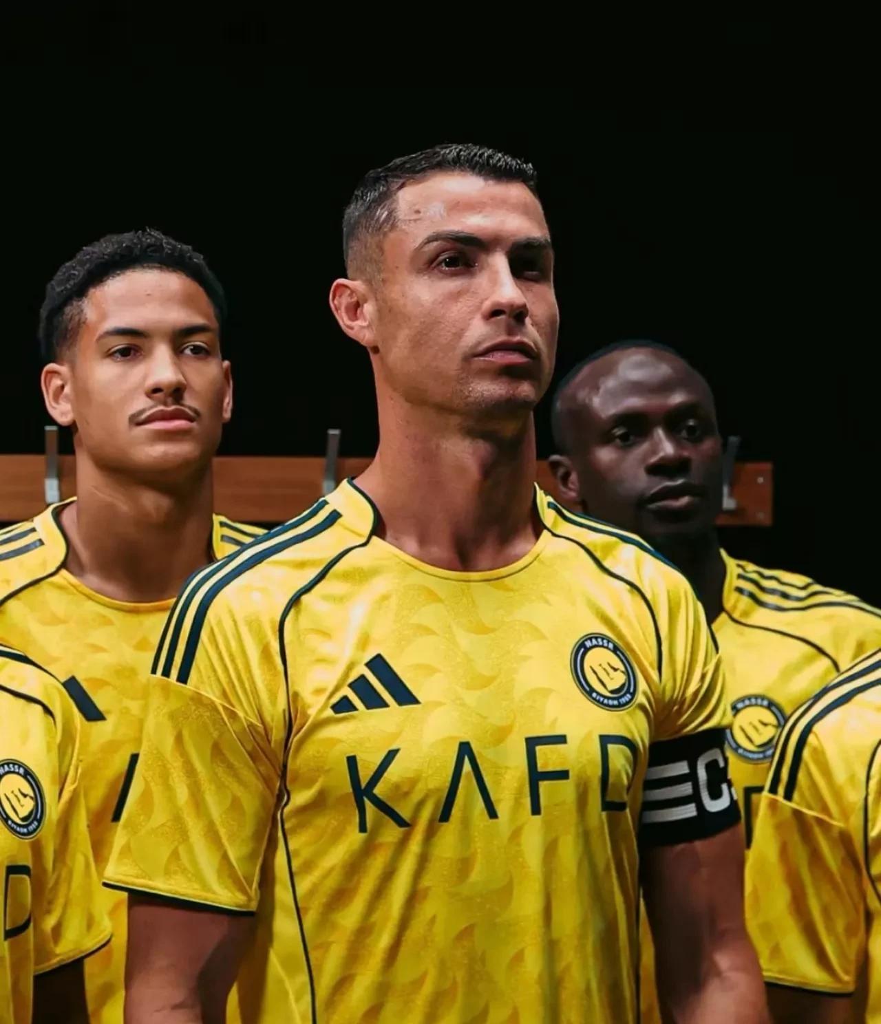 关于人球员全面爆发,集体助球队实现胜利的信息 关于人球员全面爆发,集体助球队实现胜利的信息